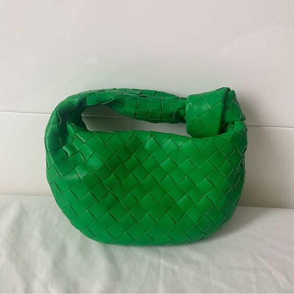 100% Authentic Bottega Veneta Mini Jodie - Picture 16 of 16